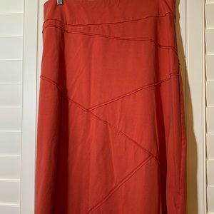 Aventura Seamed Skirt